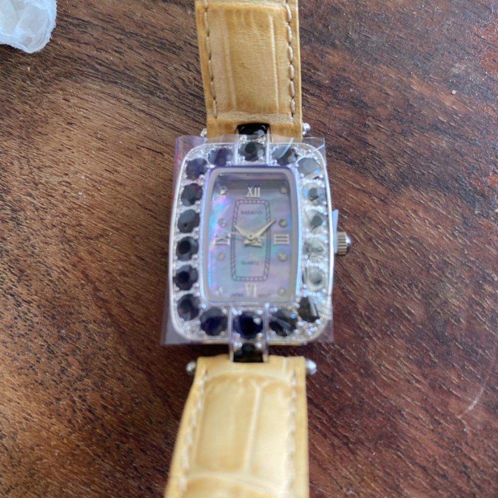 New Badavici women’s fashion watch elegant design w/box - Picture 5 of 5